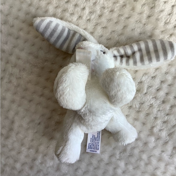 RaZbaby Plush Bunny Rabbit Pacifier Soother Holder Stuffed Animal Toy 2018 - Picture 8 of 11